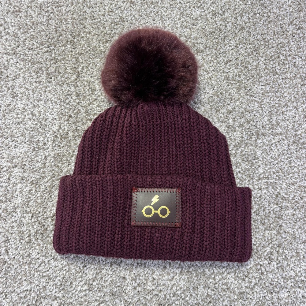Love Your Melon Beanie Unisex One Size Red Harry Potter Pom Pom Winter Knit‎ Hat